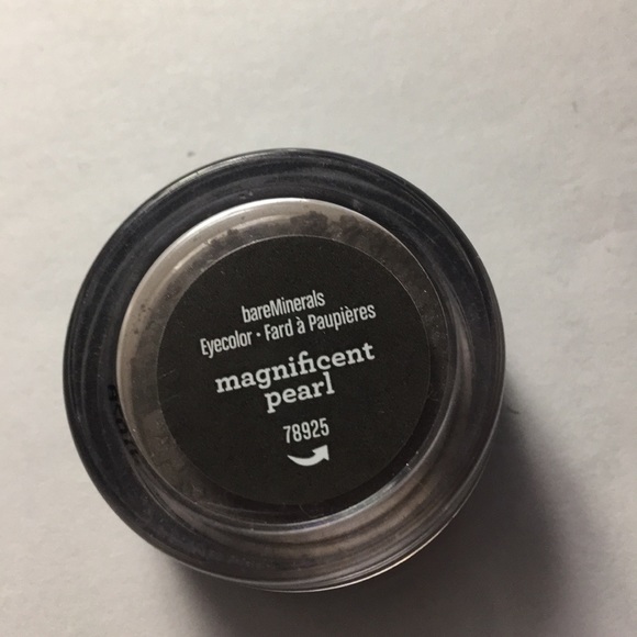 NEVER USED! Bare minerals loose eyeshadow - Picture 4 of 5